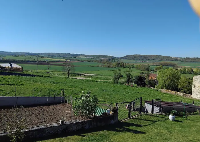 Bed & Breakfast La Clef Des Champs 3*